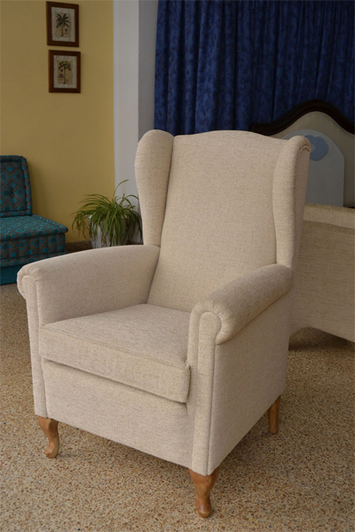 Sillon orejero tapicerias muro